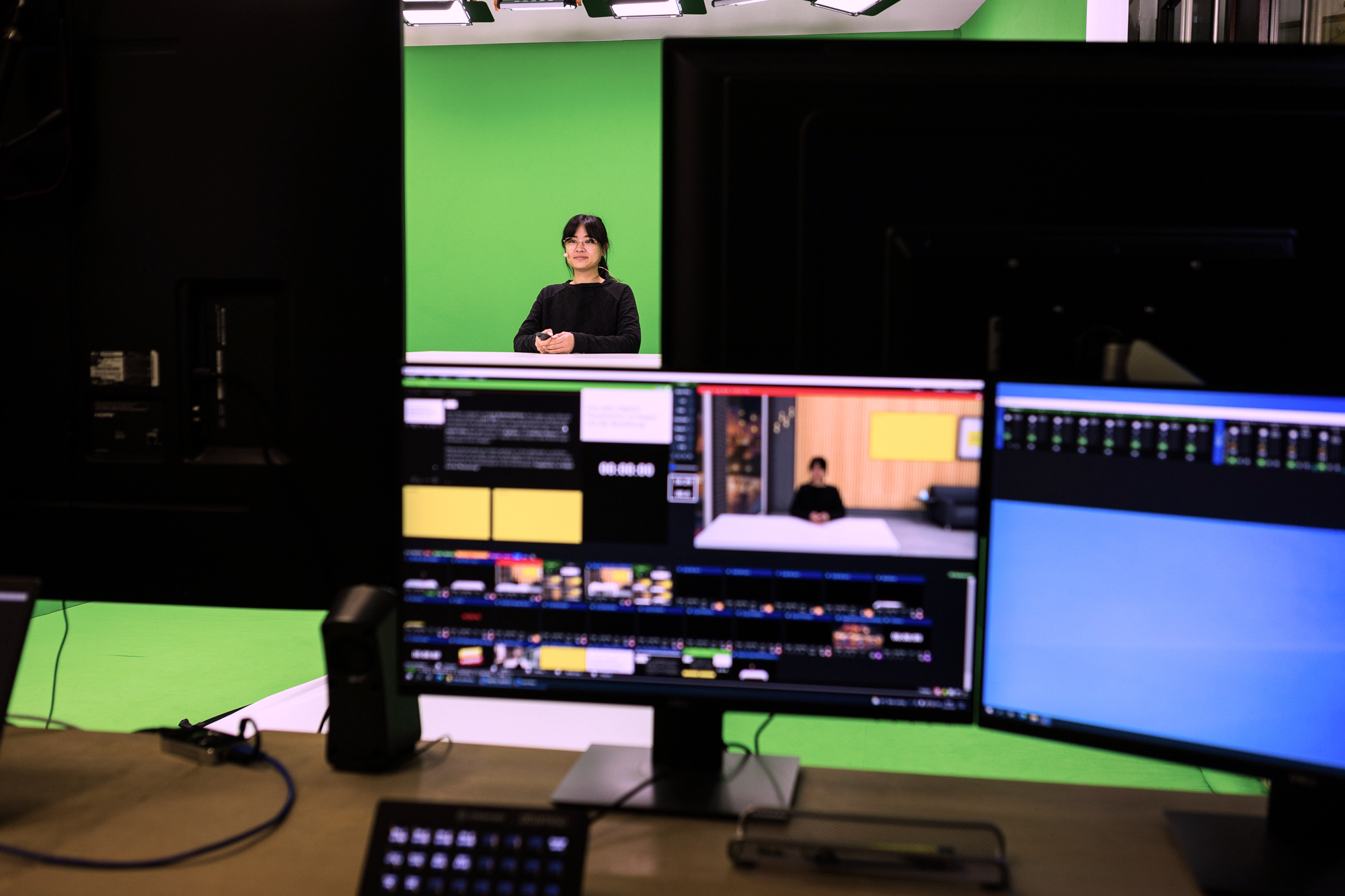 Bild der Greenbox aus dem ottomisu Greenscreen Studio mit Anita