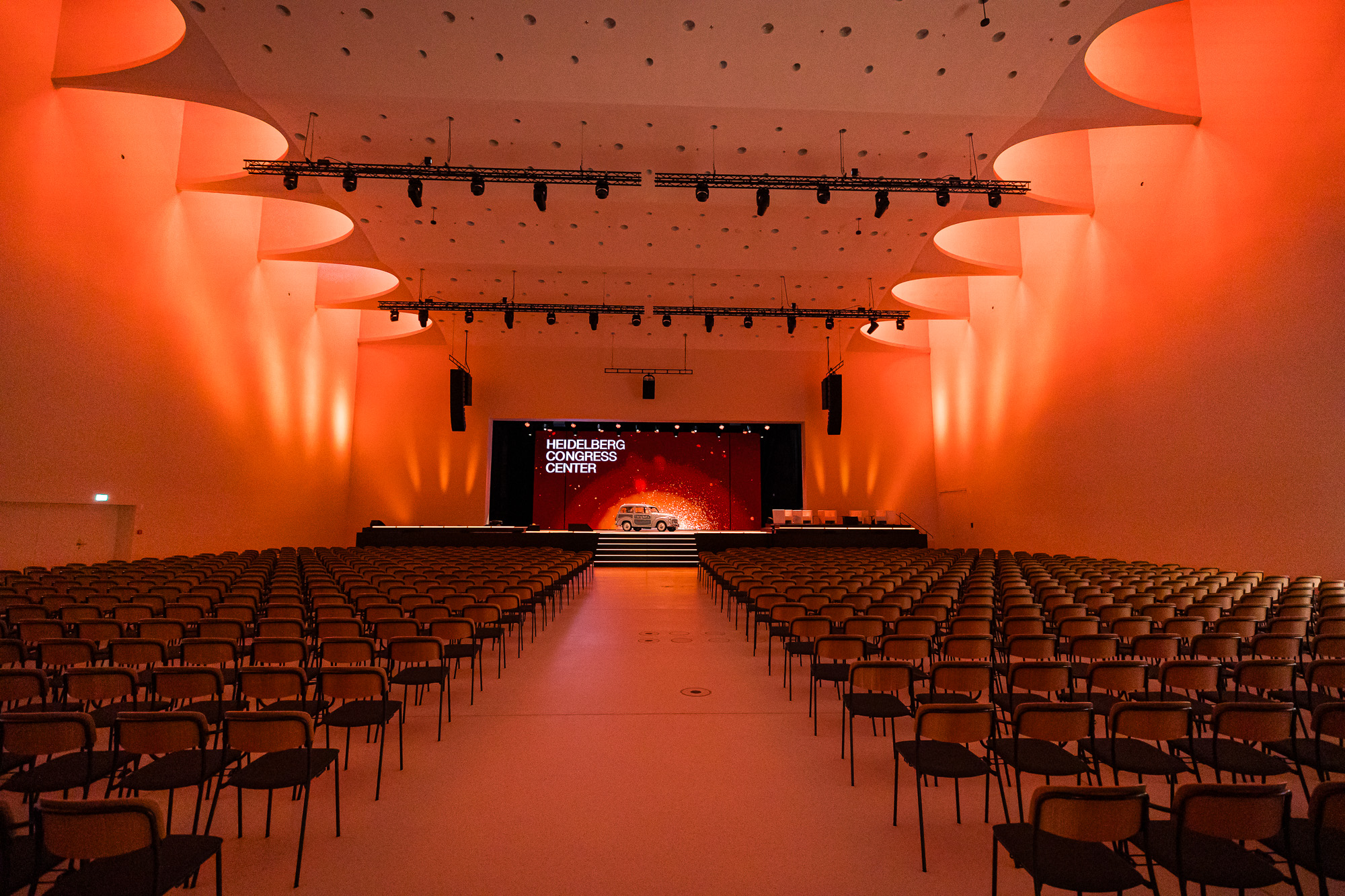 großer Saal im HCC, bestuhlt